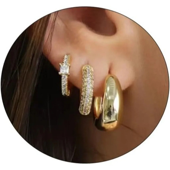 ❤️Women Gold Plated Cartilage  Earring Hoop Earring Set Piercing Small Jewelry - Picture 1 of 6